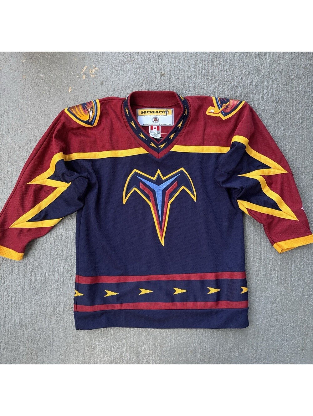 Vintage 2000s Atlanta Thrashers NHL Koho Hockey Jersey YOUTH Large/ XL